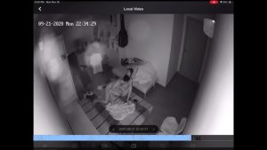 Đặt camera tại phòng ngủ bị hack cảnh vợ chồng chịch nhau