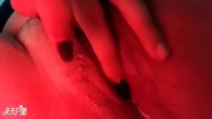 Gái hư khoe clip móc lồn tự xử dâm cực kỳ